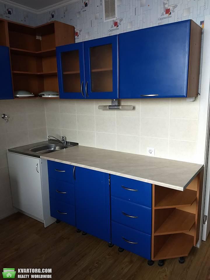 Rent out 1-room apartment. Киев, Соломии Крушельницкой — photo 5