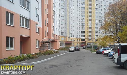 Rent out shop. Киев, Краснова Миколи — photo 1