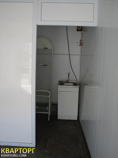 Rent out shop. Киев, Ул. Братиславская — photo 1
