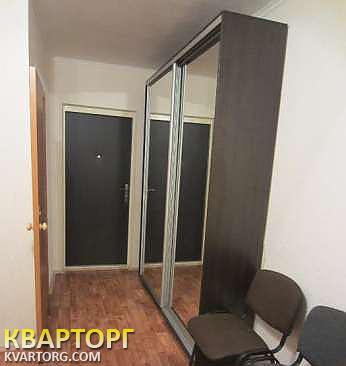 Rent out 2-room apartment. Киев, Урловская — photo 5