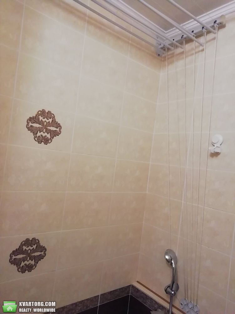 Sell 2-room apartment. Киев,  Нижнеюрковская — photo 3