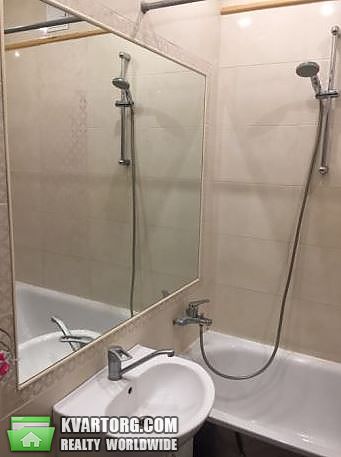 Rent out 3-room apartment. Киев,  пр Александра Безстужева — photo 9