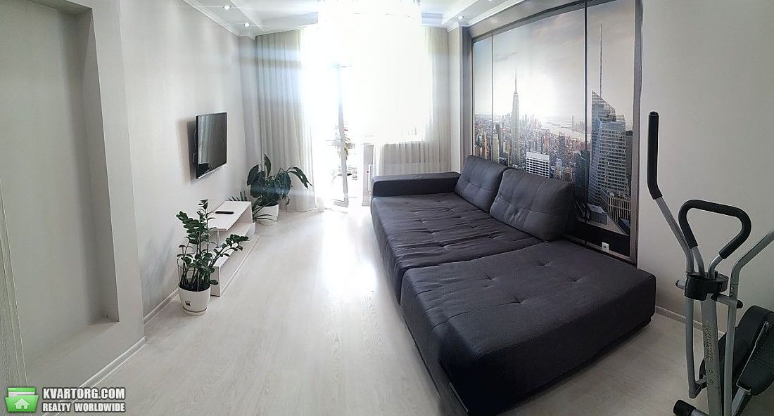 Rent out 2-room apartment. Киев, Сикорского — photo 2