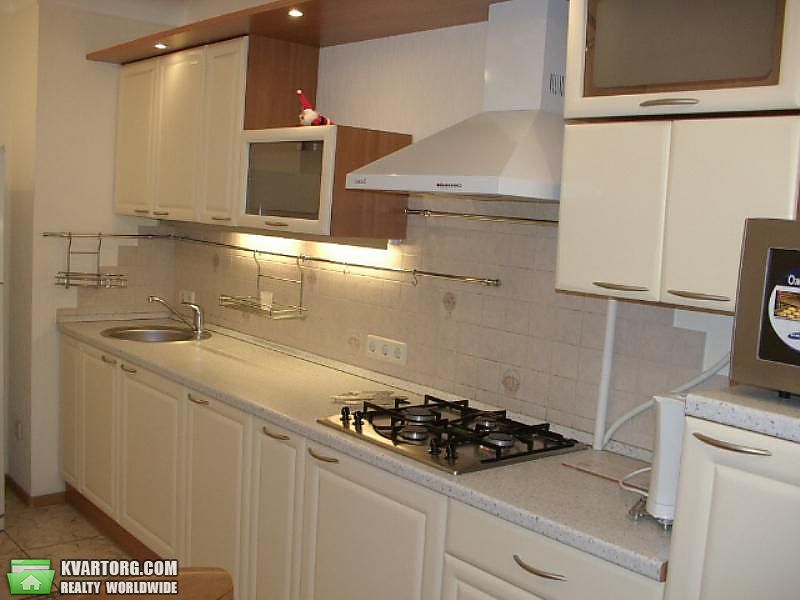 Rent out 3-room apartment. Киев,  Златоустовская — photo 2