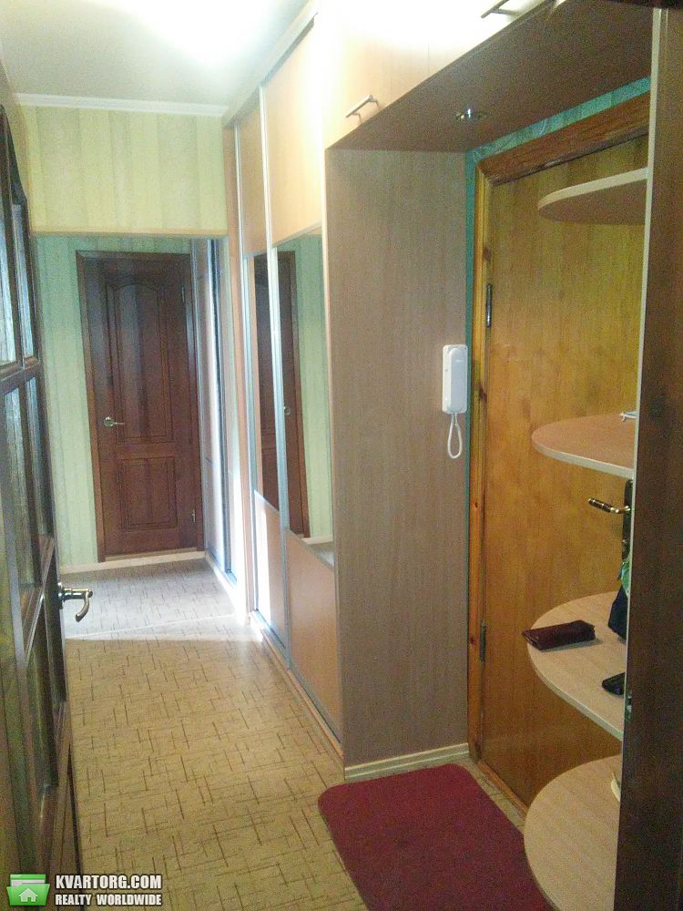 Rent out 2-room apartment. Киев,  Маяковского — photo 1