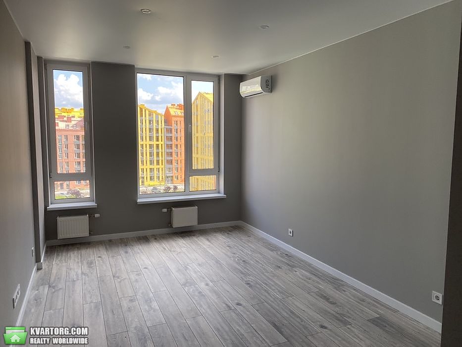 Sell 3-room apartment. Киев, Регенераторная — photo 3
