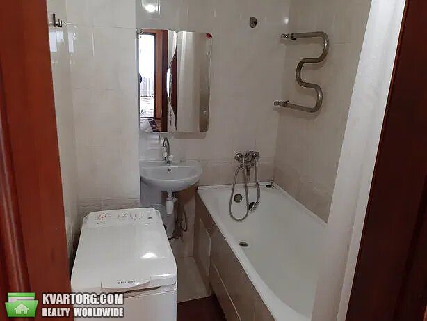Rent out 2-room apartment. Киев, Макеевская — photo 8