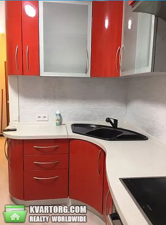 Rent out 2-room apartment. Киев,  Северная — photo 1
