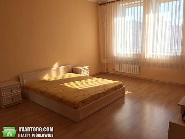 Rent out 1-room apartment. Киев, Елены Пчелки — photo 1