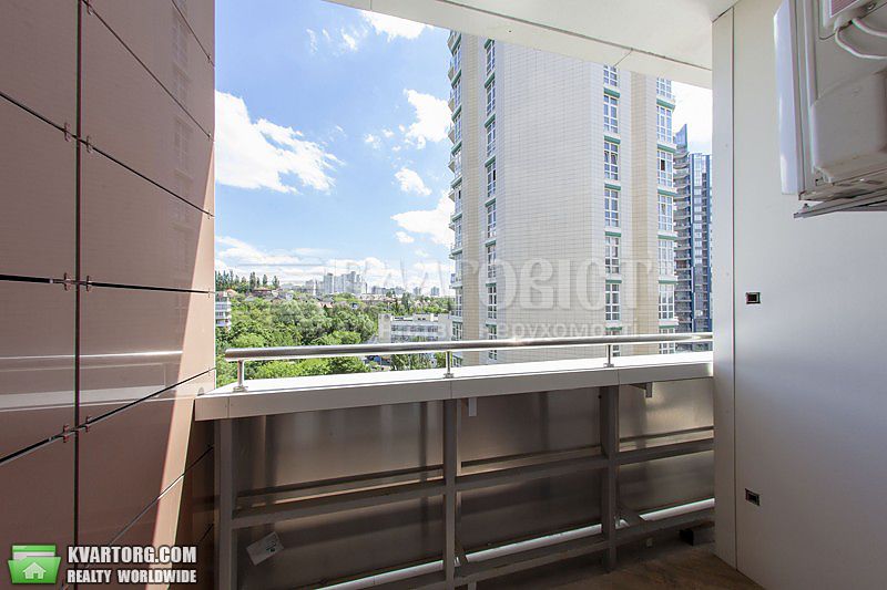 Rent out 2-room apartment. Киев,  Саперное поле — photo 9