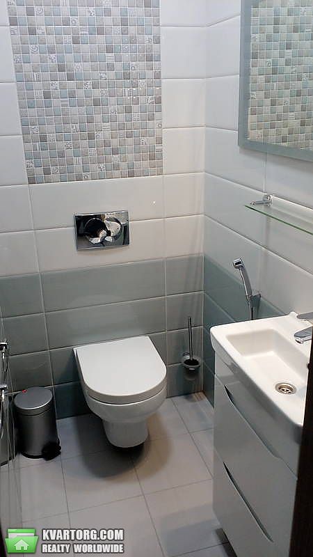 Rent out 2-room apartment. Киев,  Демиевская — photo 7