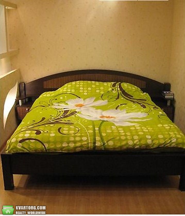 Rent out 3-room apartment. Киев,  Срибнокильская — photo 2