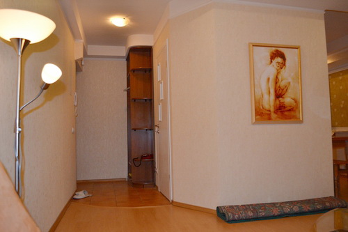 Rent out 2-room apartment. Киев,  Леси Украинки бул — photo 4