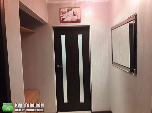 Rent out 2-room apartment. Киев,  Бажана — photo 3