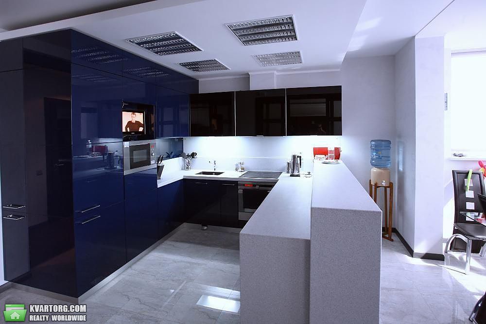 Rent out 2-room apartment. Киев, Голосеевская — photo 7