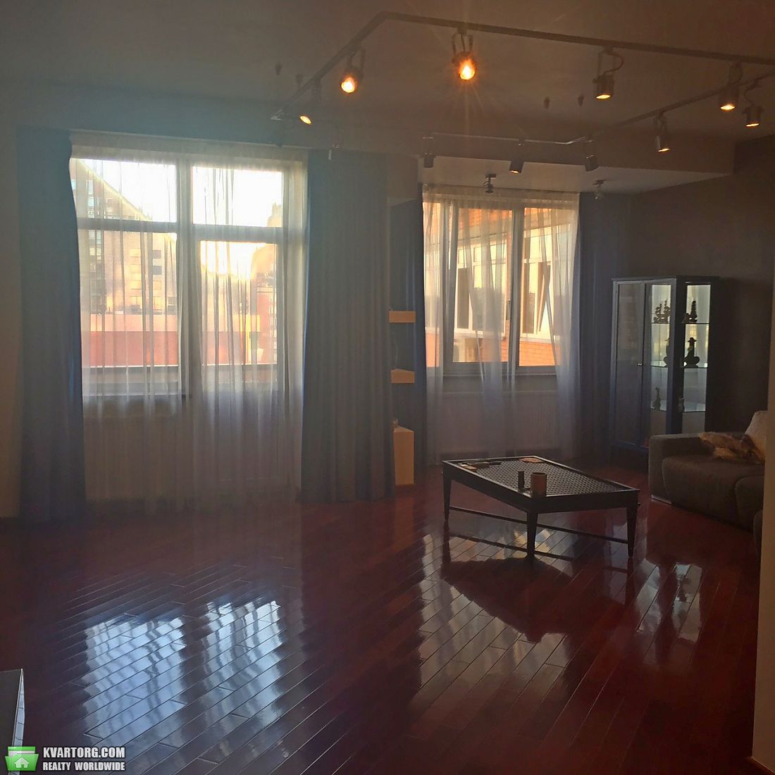 Rent out 2-room apartment. Киев,  Павловская — photo 4