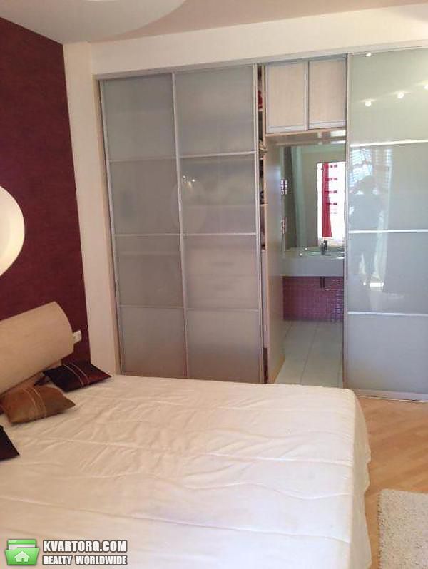 Rent out 2-room apartment. Киев,  Черновола — photo 4
