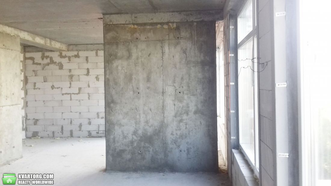 Sell 4-room apartment. Днепропетровск, Старокозацкая — photo 1