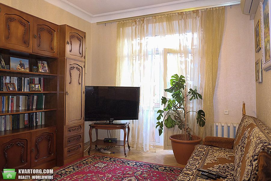 Rent out 1-room apartment. Киев,  Цитадельная — photo 2