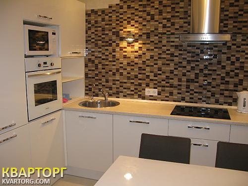 Rent out 2-room apartment. Киев,  Днепровская наб — photo 1
