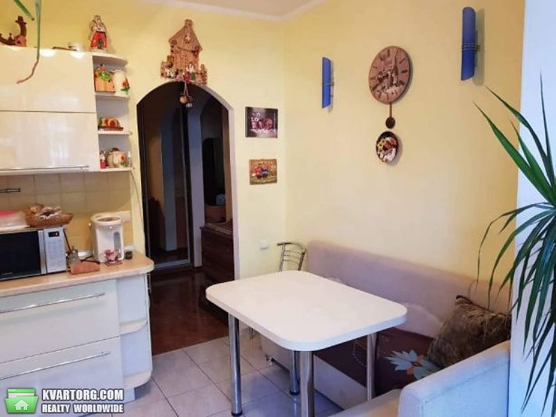 Sell 2-room apartment. Киев,  Милютенко — photo 4