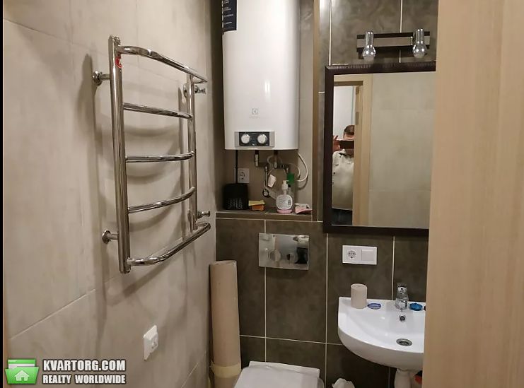 Rent out 2-room apartment. Киев, Г.Сталинграда 15 — photo 6