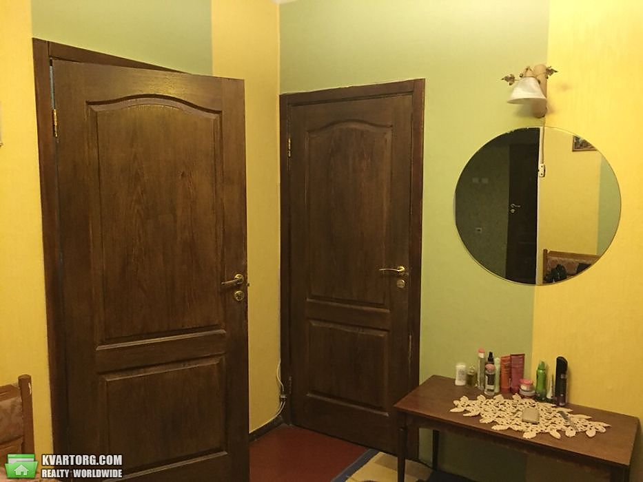 Sell 3-room apartment. Киев,  Печенежская — photo 2