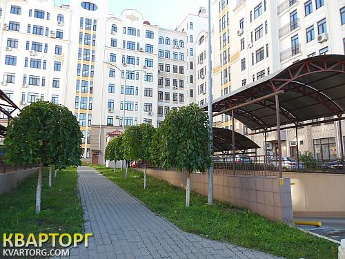 Rent out 2-room apartment. Киев,  Щекавицкая — photo 1