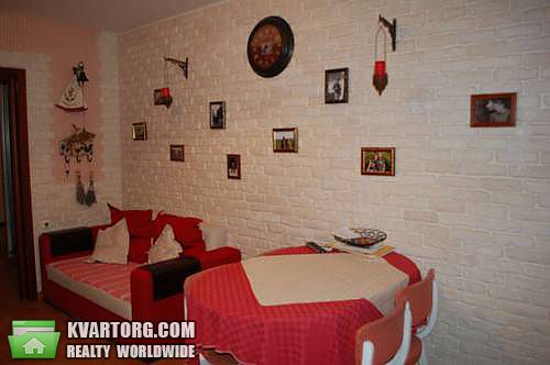 Rent out 2-room apartment. Киев,  Урловская — photo 6