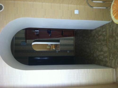 Rent out 1-room apartment. Днепропетровск, Героев проспект — photo 2