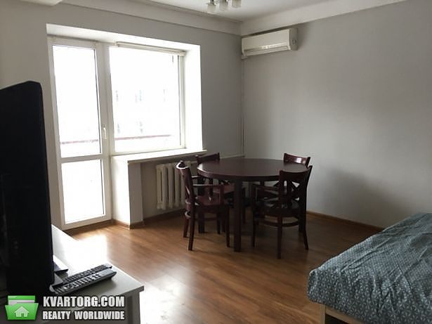 Rent out 1-room apartment. Киев,  Леси Украинки бул — photo 3