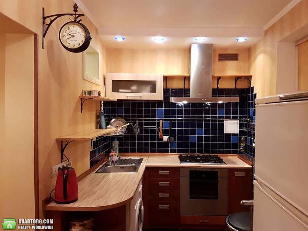 Rent out 2-room apartment. Киев,  Мазепы — photo 3