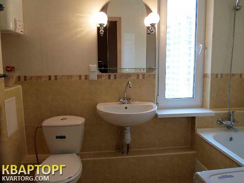 Rent out 2-room apartment. Киев,  Чавдар — photo 6