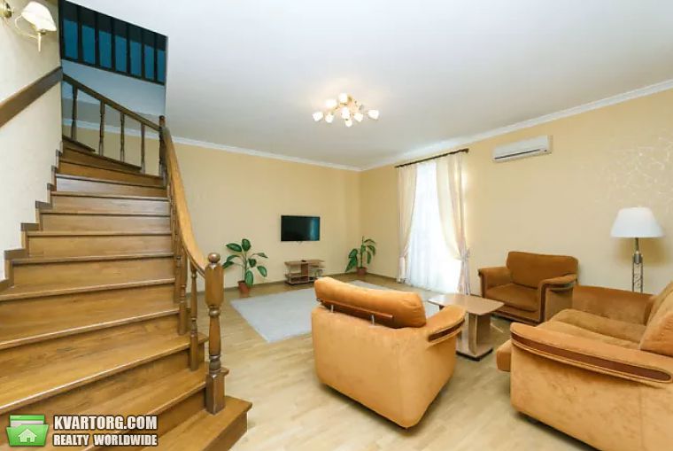 Rent out 3-room apartment. Киев,  Орлика — photo 2