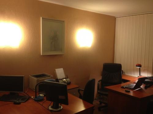 Rent out office. Киев, Резницкая — photo 1
