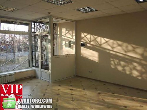 Rent out shop. Киев, Харьковское шоссе — photo 1