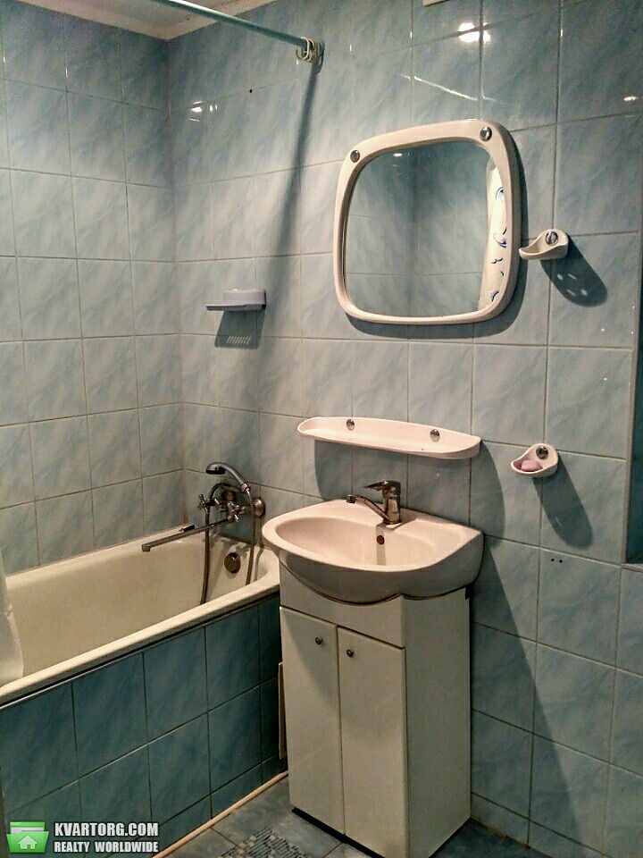 Sell 2-room apartment. Киев,  Братиславская — photo 2