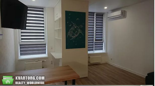 Rent out 1-room apartment. Киев, Регенераторная — photo 6