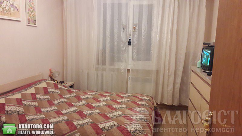 Sell 2-room apartment. Киев,  Урловская — photo 2