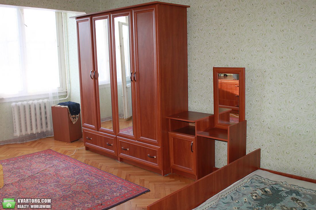 Rent out 1-room apartment. Киев, ул. Волкова 22.м. Лесная, — photo 1
