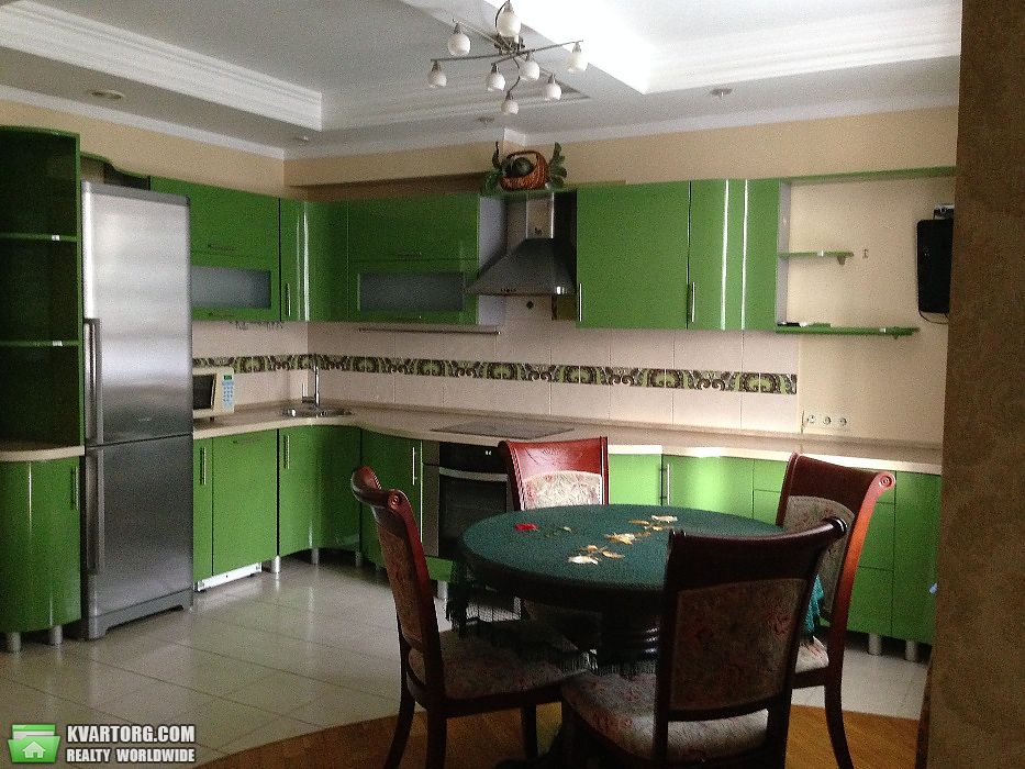 Rent out 2-room apartment. Киев,  Златоустовская — photo 1