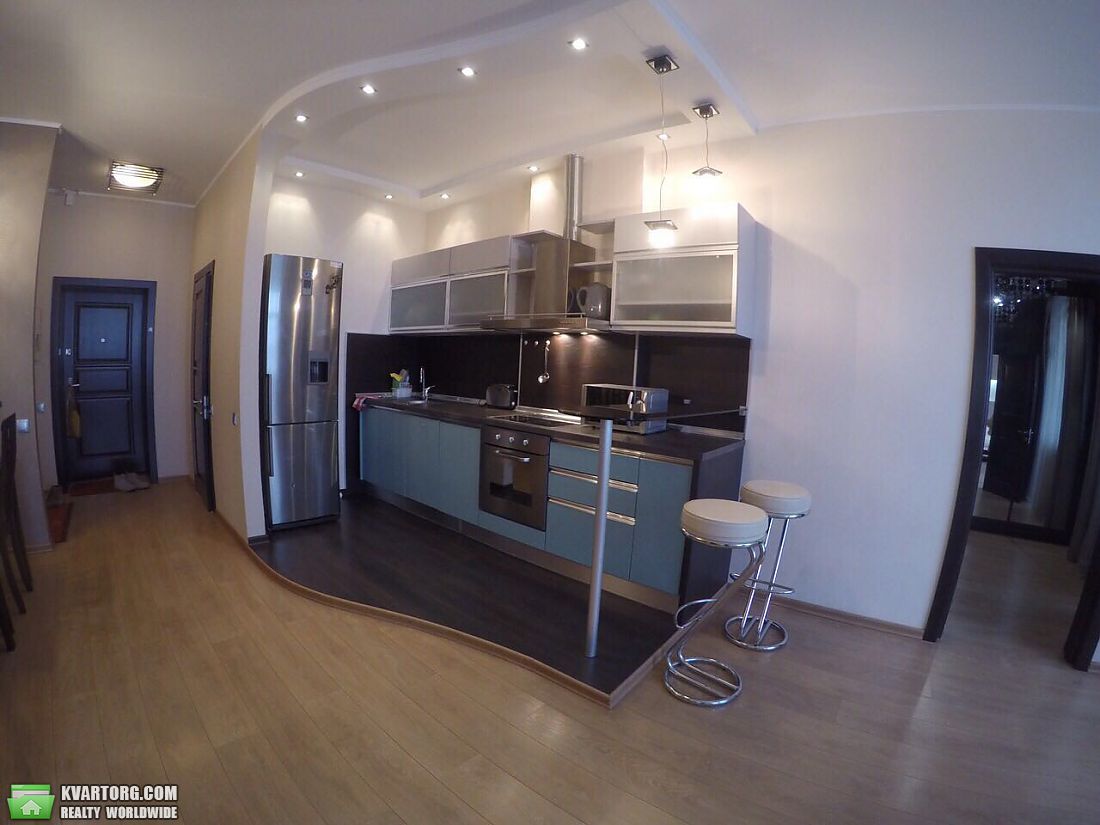 Rent out 3-room apartment. Киев,  Леси Украинки бул — photo 2