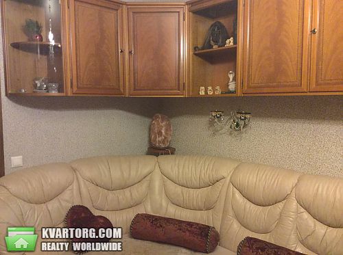 Rent out 3-room apartment. Киев,  Суворова — photo 6