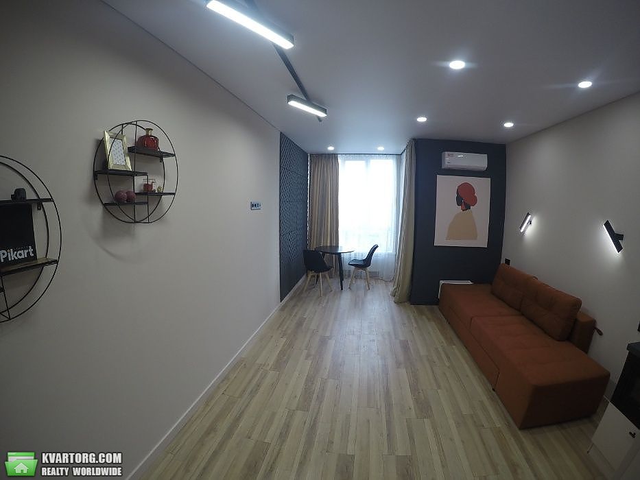Sell 1-room apartment. Киев,  Каховская — photo 1