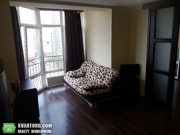 Rent out 2-room apartment. Киев,  Ломоносова — photo 5