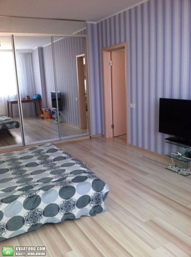 Sell 1-room apartment. Киев,  Трутенко — photo 3