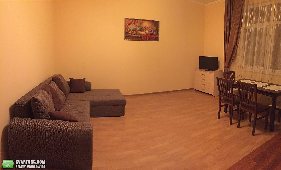 Rent out 2-room apartment. Киев,  Щорса — photo 5