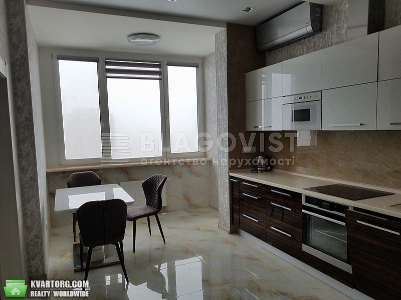 Rent out 1-room apartment. Киев, Коновальця Євгена — photo 5