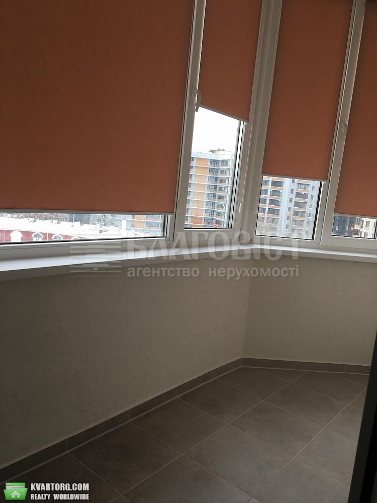 Rent out 2-room apartment. Киев, коновальца — photo 10