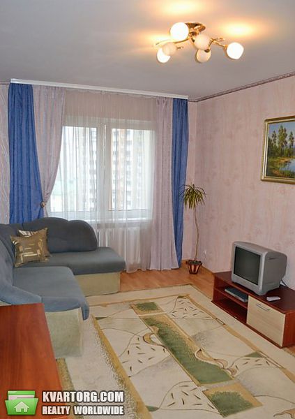 Rent out 1-room apartment. Киев, Урловская — photo 5